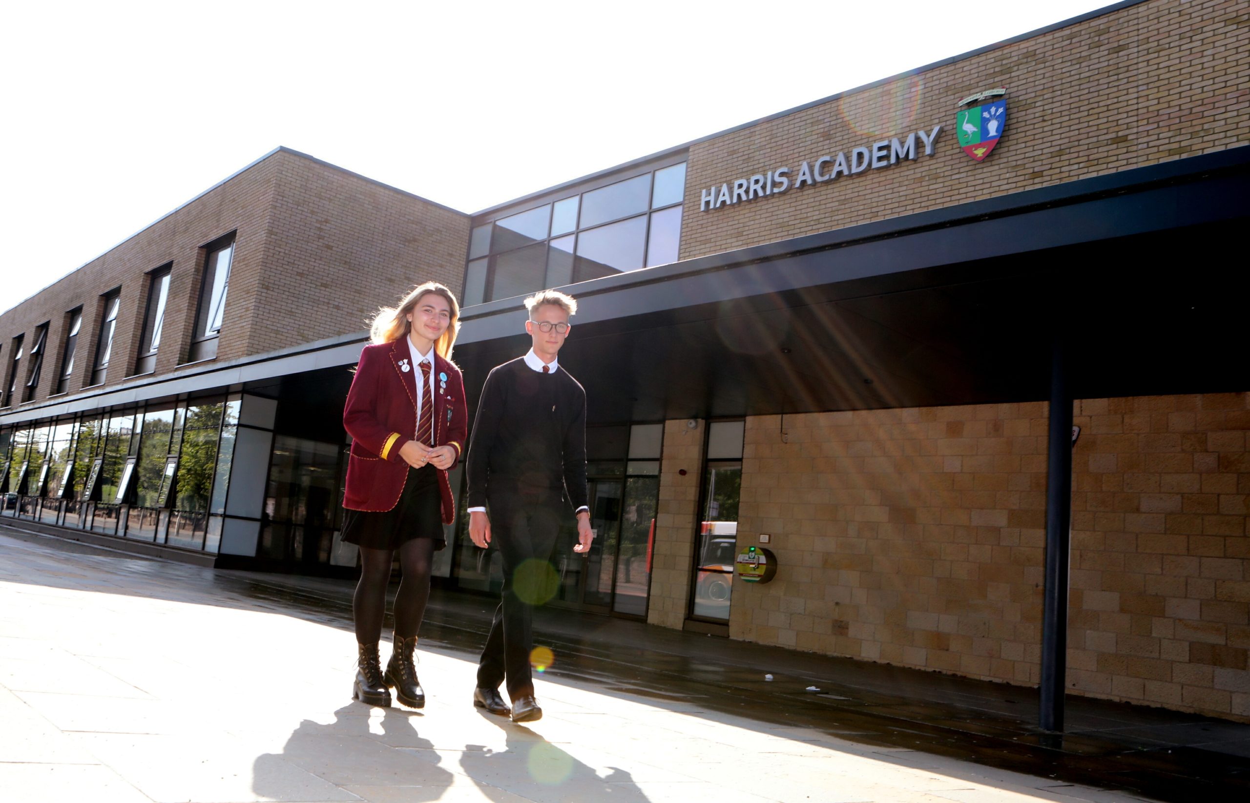 Harris Academy pupils Lucy Young & Jamie Cruickshank.
