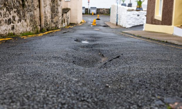 The damaged Nethergate, Kinghorn.