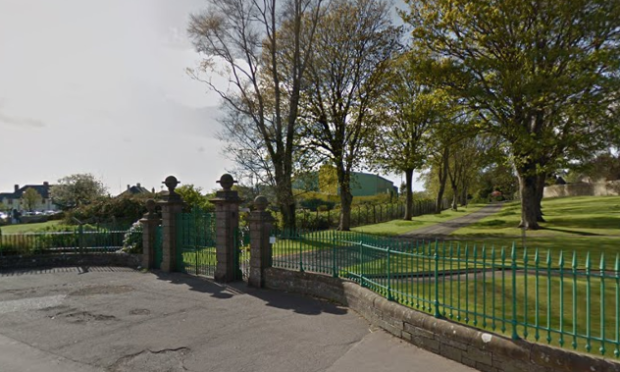 The Montrose Road entrance to Arbroath's Eastern cemetery.