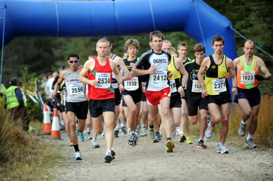 Start of the Aviemore half marathon at Badaguish, Glenmore.
Picture by Gordon Lennox 17/10/2010.