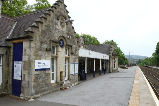 Most of the railway line between Perth and Inverness is single track.