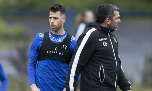 Guy Melamed with Saints boss Callum Davidson at training.