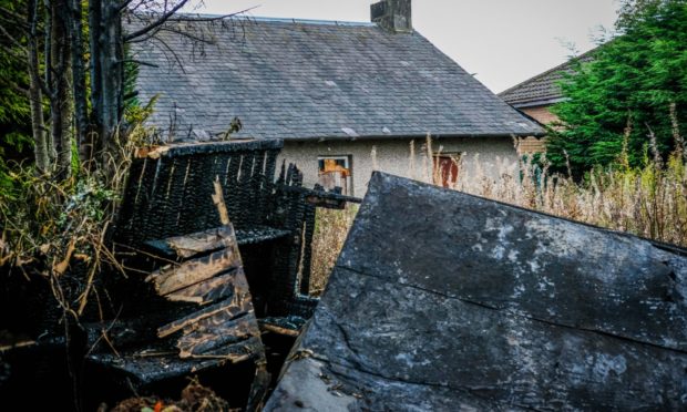 Remnants of the large portacabin shed near Chapel Home Farm in Kirkcaldy.