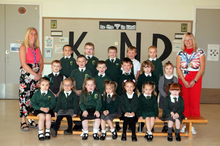 Craigowl Primary School P1A class with teachers Mrs Knox and Mrs Stewart.