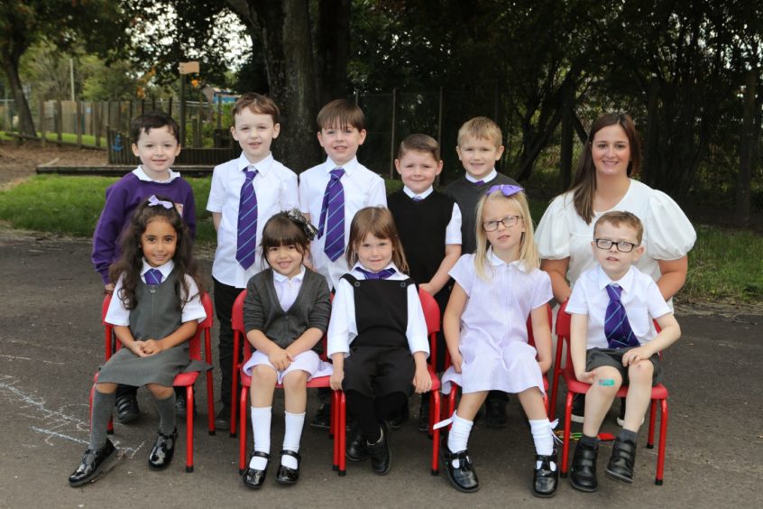 Mill o' Mains Primary School 2/1 class.