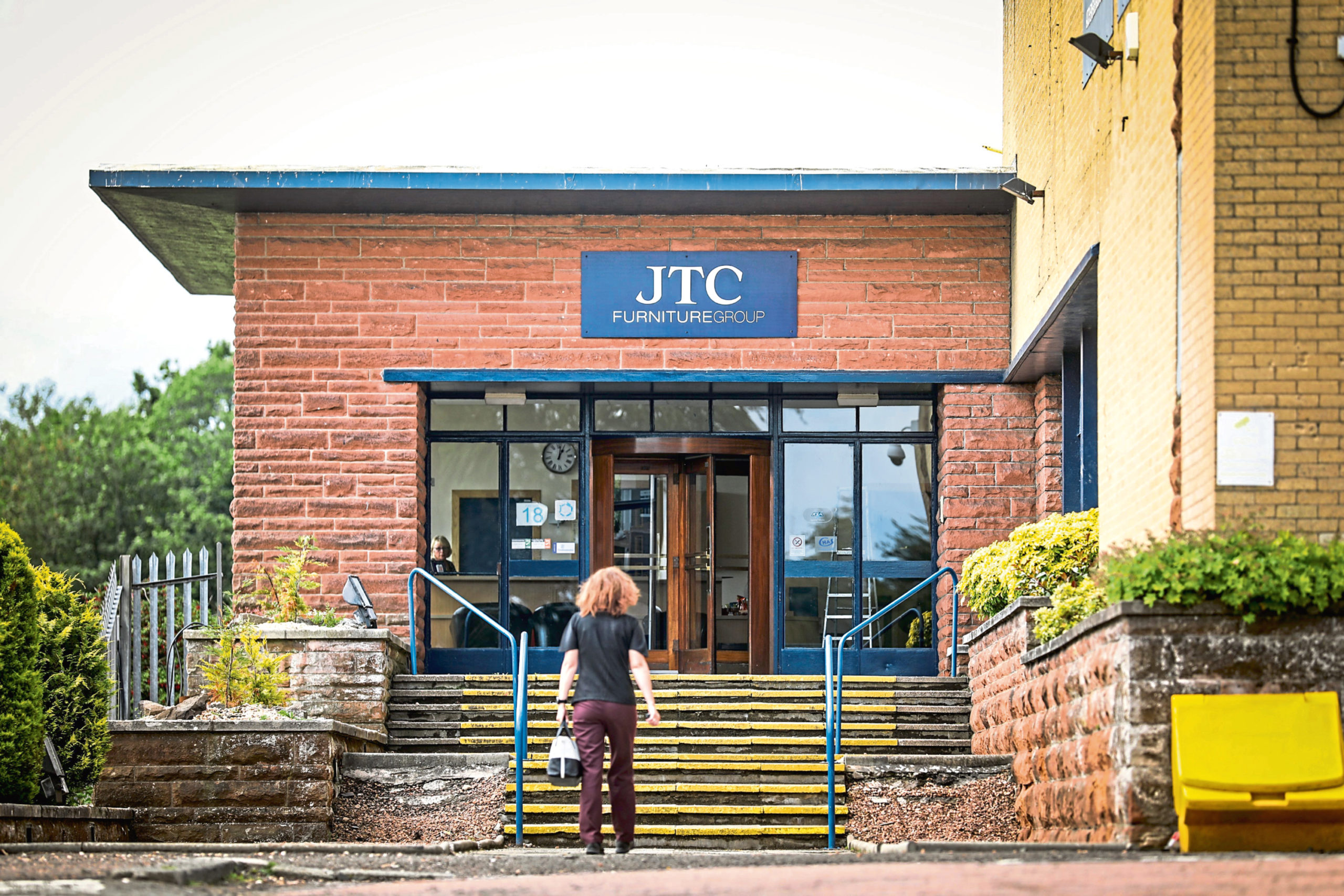 Tayside furniture firm is 'riding out the Covid storm' - Vimarsana News