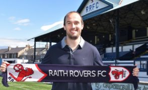 Raith Rovers goalie Jamie MacDonald looking forward to facing team that helped him fall in love with football again
