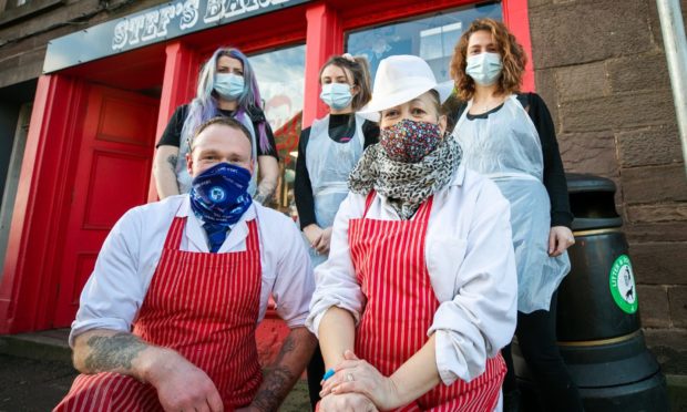 Back l to r: the girls from Stef's Barbers - Krystyna Allison, Lennox Cameron and Stef Williams. Front - singers on the video - Chris Watt and Jo Davidson from Watt's Butchers.