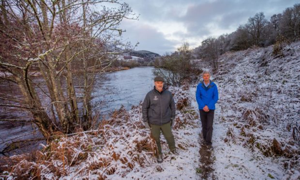 Andrew Barrie of PKCT and Peter Howell of the Upper Tay Paths Group.