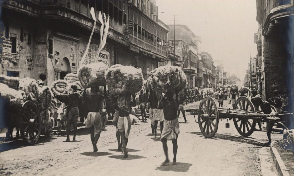 Jute being taken to be pressed in India in the 1930s.