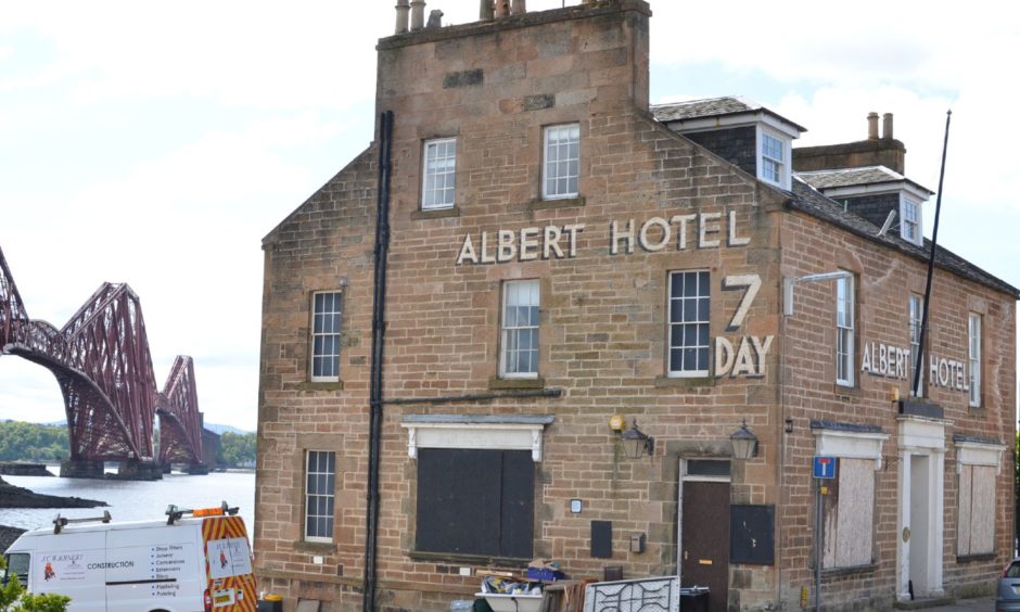 The former hotel could soon be transformed into luxury flats with views of the iconic views of the Forth Rail Bridge.