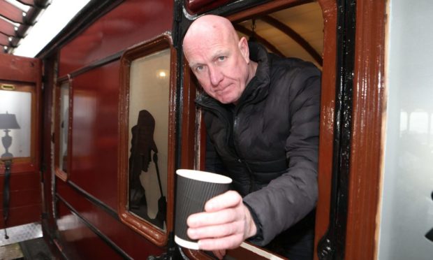 Evening telegraph/courier  news CR0026753 G Jennings pics , Dale Elder of the Bridgeview Station Cafe on Riverside Dundee is asking why the Costa in Tesco Riverside is able to sell coffee without using a hatch, thursday 18th