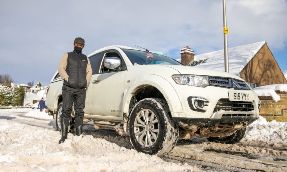 Ross Sievwright has been giving lifts to key workers in the snow.