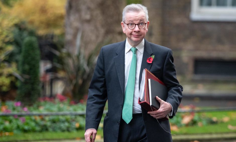 Gove vaccine rollout