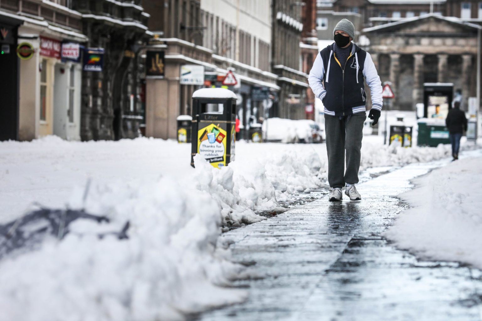 Covid19 vaccinations put on hold as Courier country battered by blizzard