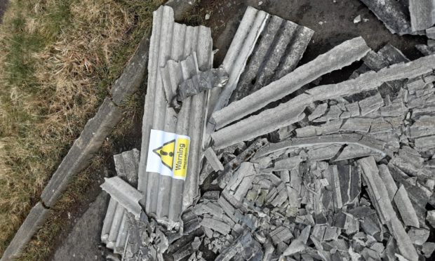 Fly-tipping of asbestos found in Invertiel Road, Kirkcaldy.