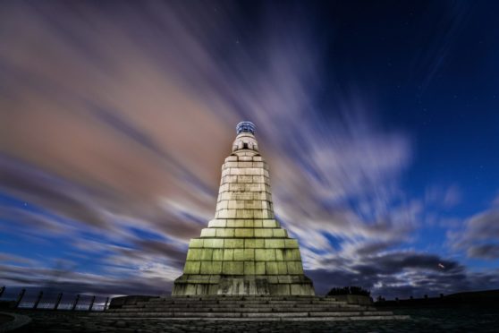 Dundee Law