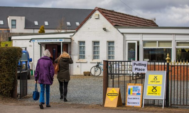 Voters headed to cast their ballots at Methven Bowling Club in the Almond and Earn by-election on Thursday.