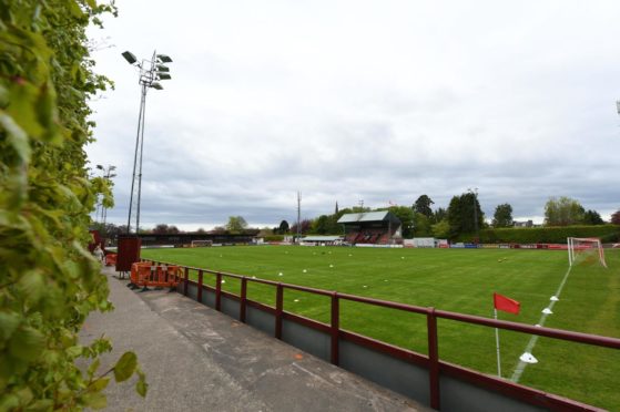Brechin City fans are being invited to an open training session at Glebe Park.