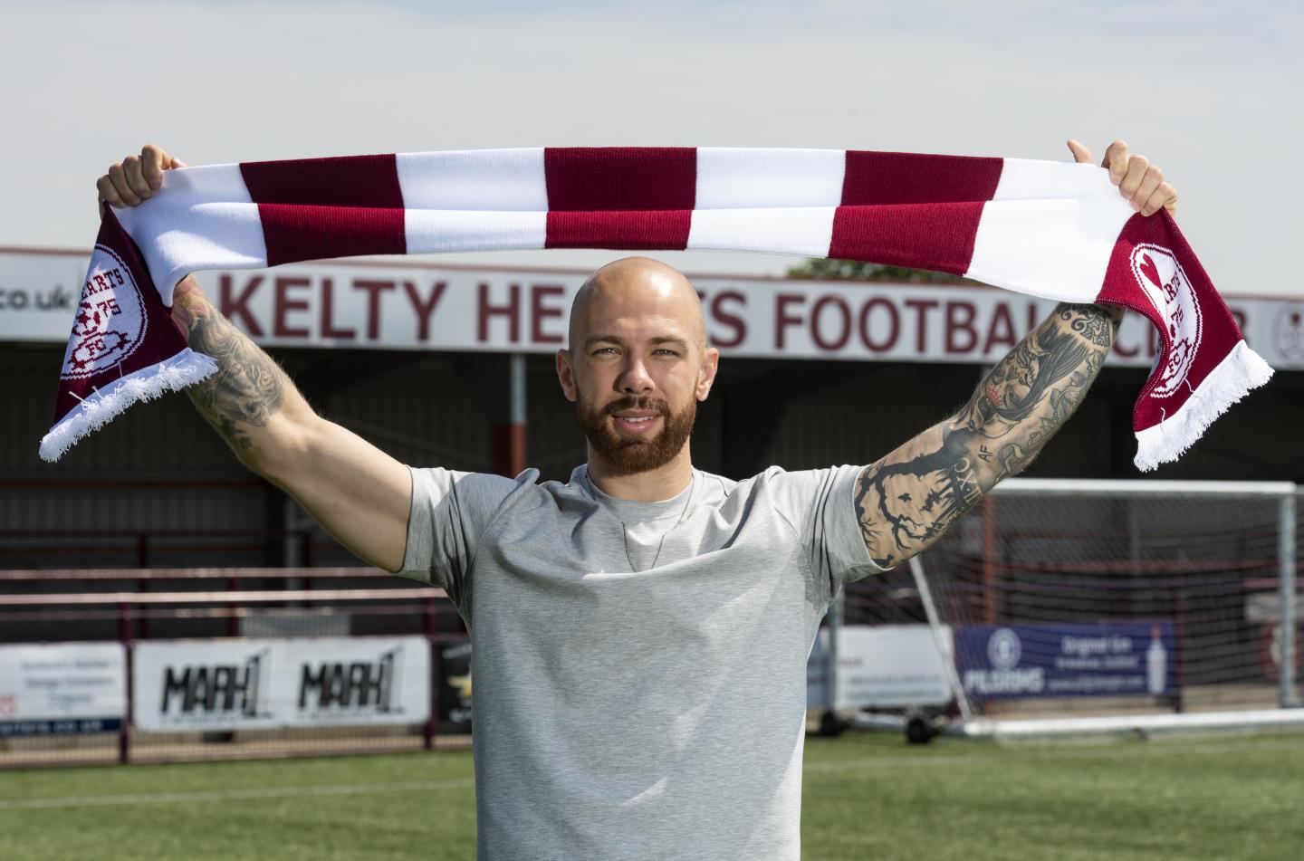 Jordon Forster joins Kevin Thomson's Kelty Hearts as they eye Joe Cardle
