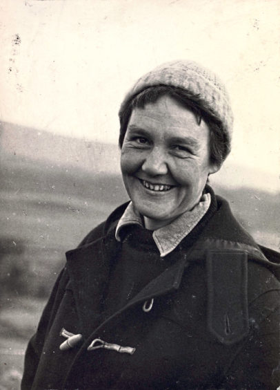 Joan Eardley in Catterline. 