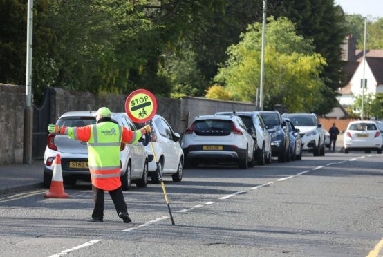 Parents have been asked to drive responsibly near Forthill Primary School following near misses with pedestrians.