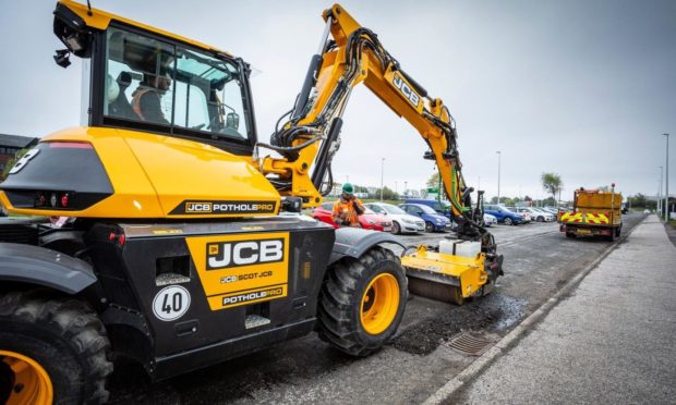 JCB pothole filler