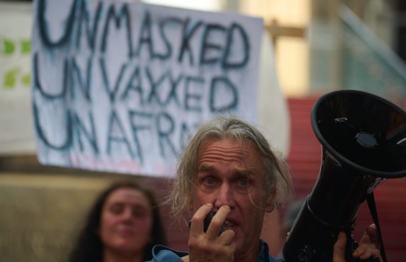 Anti-vaccine protests on Broadway.