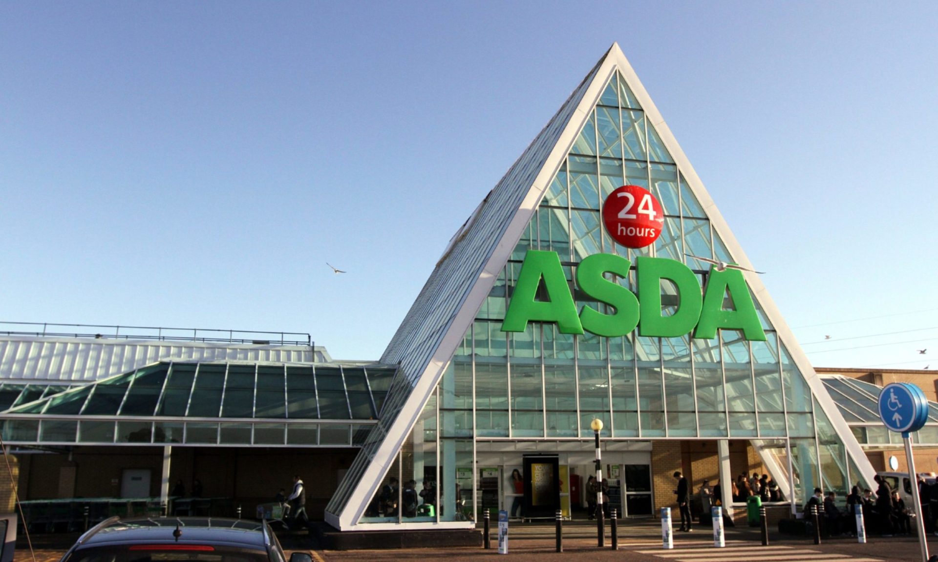 CCTV evidence from Dundee supermarket car park 'assault' leaked - The