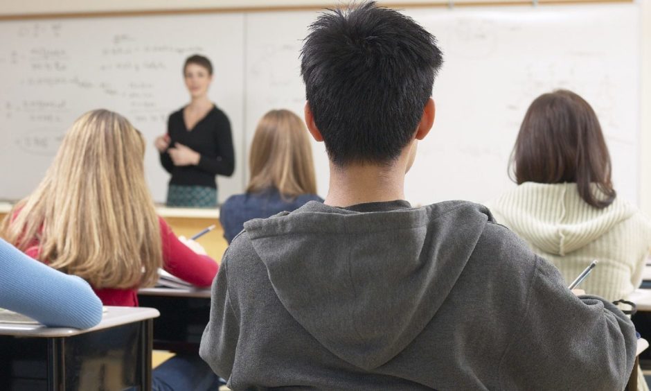 The Education Institute of Scotland (EIS) has described the rollout of the vaccine for teachers as "extremely patchy".