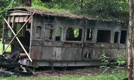 c1855 railway carriage, £6200 (Charterhouse Auctions).