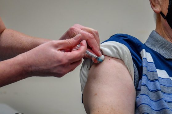 Drop-in Covid-19 vaccination clinics are to be launched across Fife.