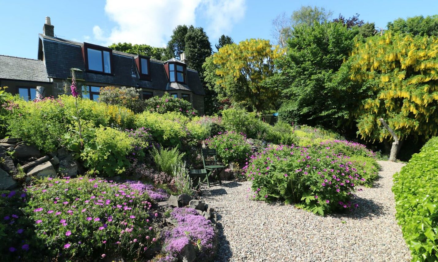 PROPERTY The Pendicle on Invergowrie Bay has views and potential plot