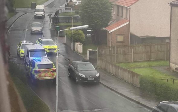 Police vehicles and the van following the pursuit. (Pic Fife Jammer Locations).