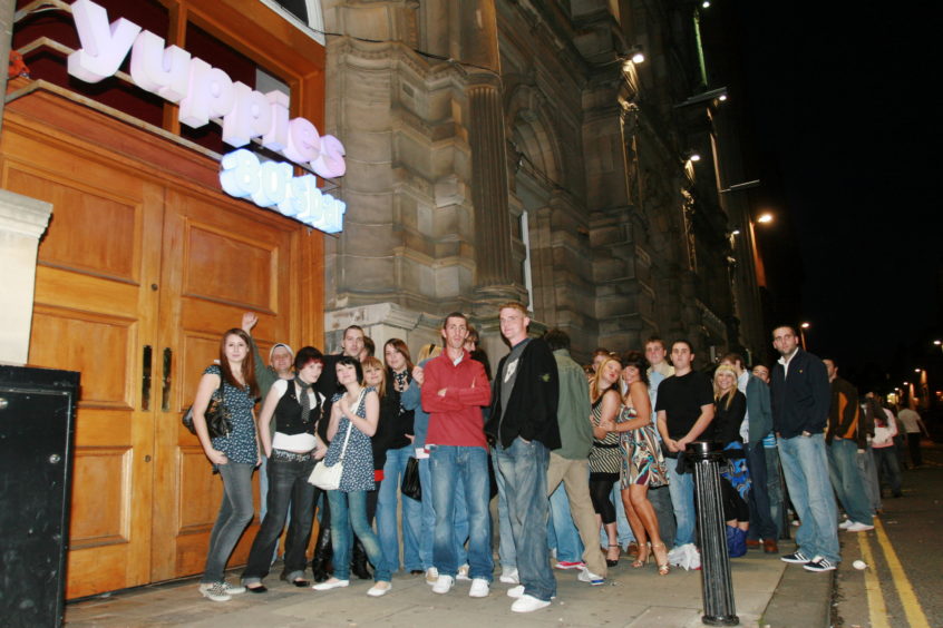 Fans wait outside Yuppies to see The View in 2007 ahead of a 'secret' show