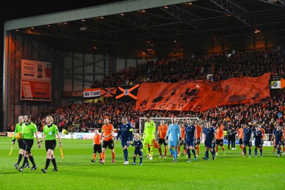 Dundee United want to play in front of full crowds