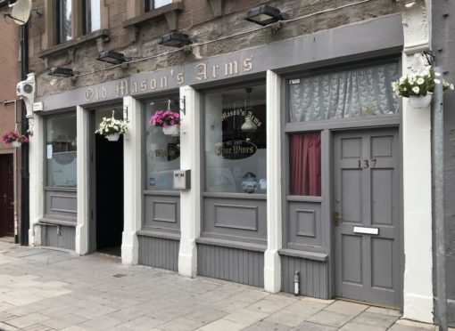 The Old Mason's Arms in Forfar's East High Street hopes to win 2am opening.