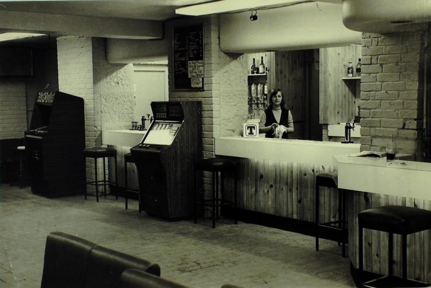 The bar area of Mr D's in the old Tay Hotel (1981)