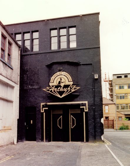 The entrance to Arthur's over-30s nightclub off the Seagate in 1993.