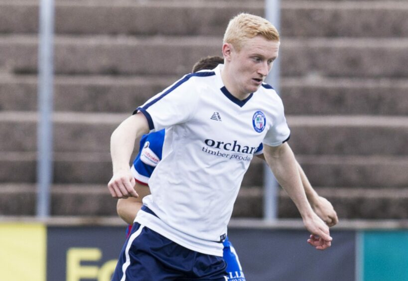 Marc Scott in action for Forfar in 2017.