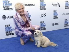 Glenn Close walked the blue carpet alongside her dog, Pip, at the 34th Film Independent Spirit Awards (Richard Shotwell/Invision/AP)