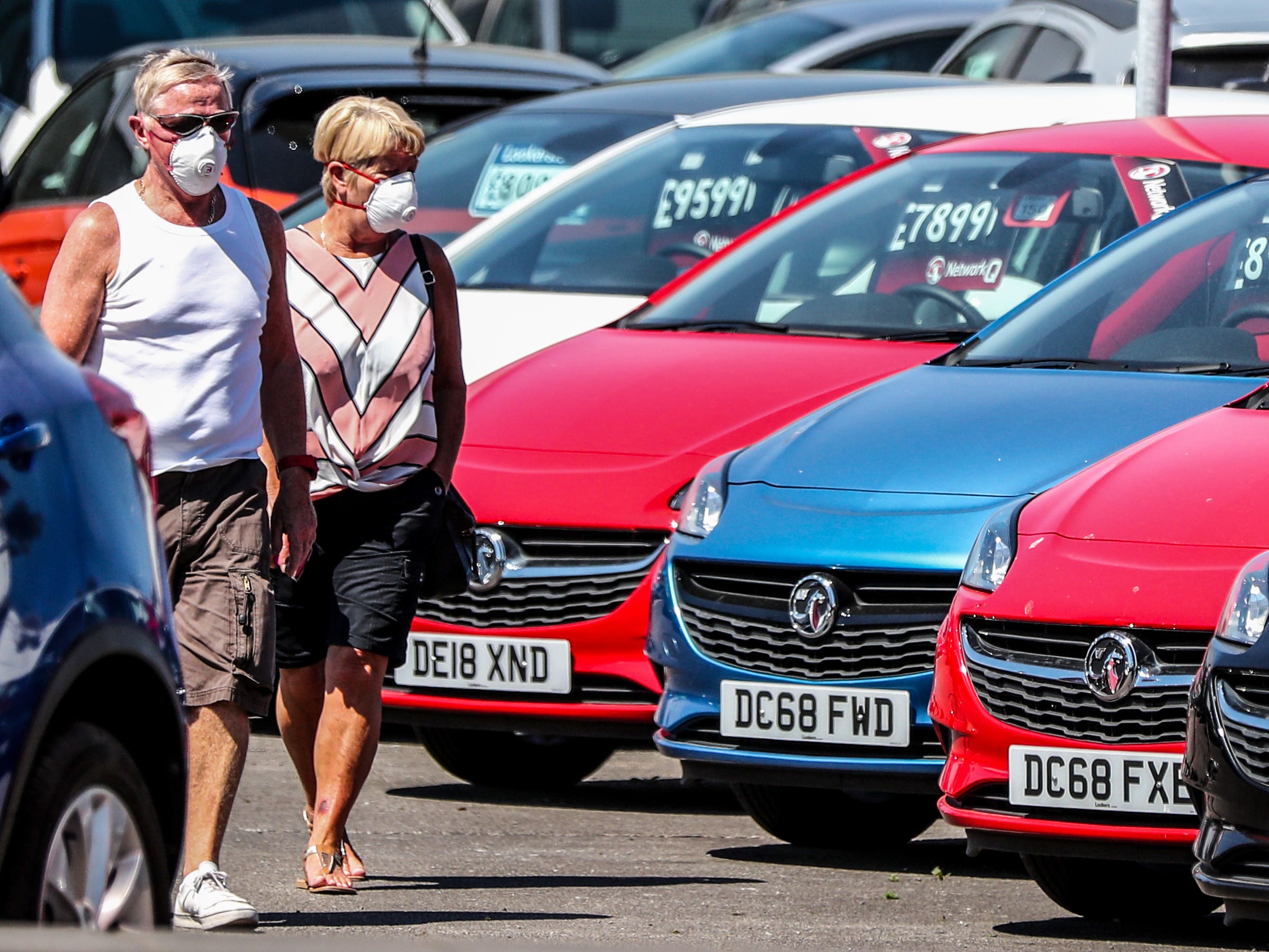 Lookers drops to £50m loss after showrooms forced to close - Vimarsana News