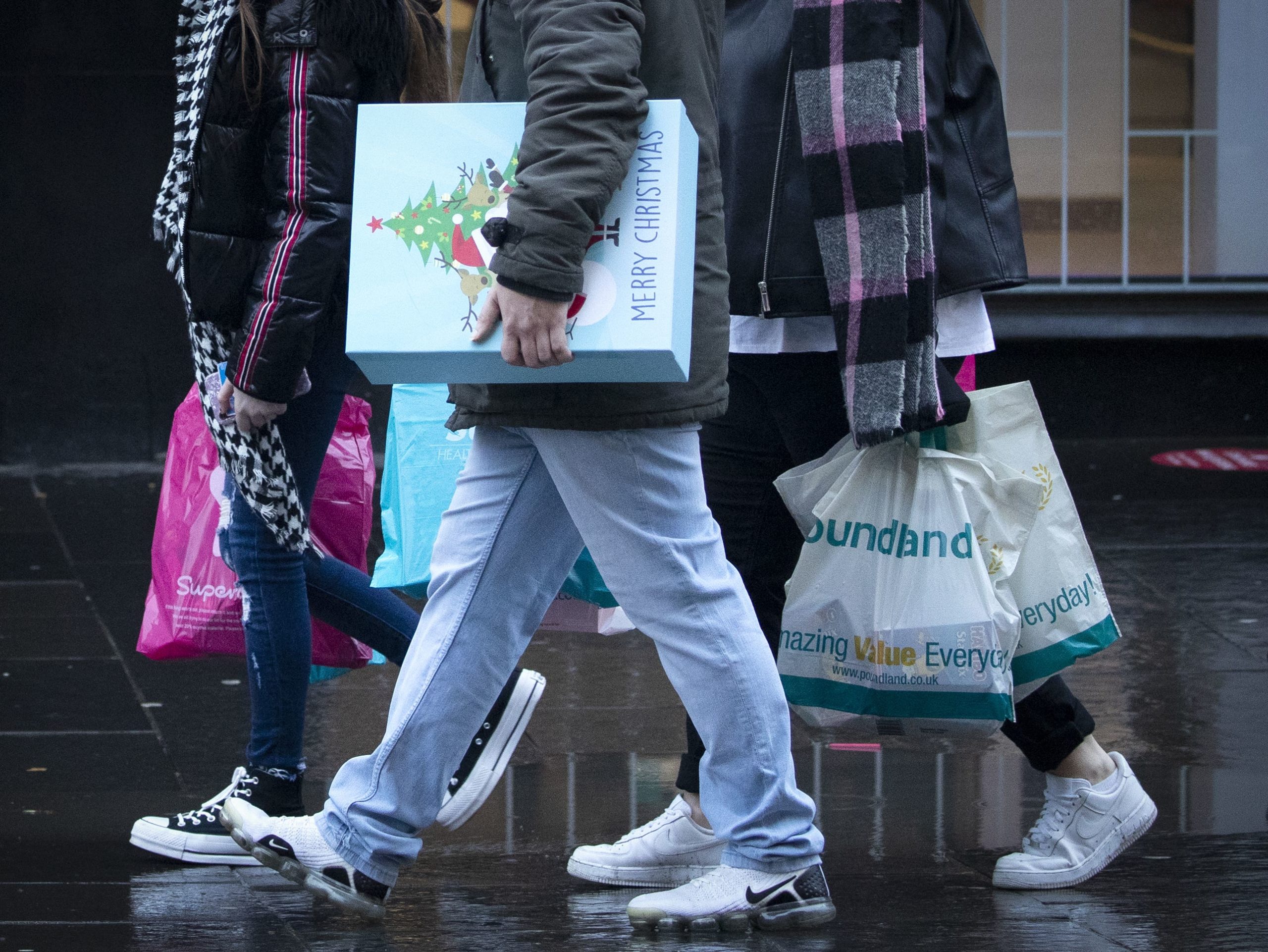 Shoppers urged to 'play their part' in keeping retail workers safe - Vimarsana News