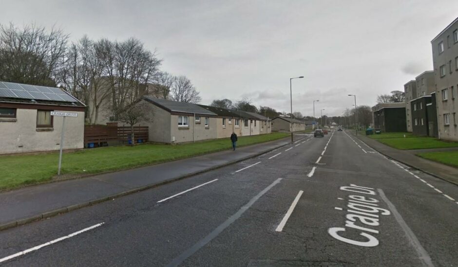 Armed police called to Craigie Drive, Dundee after child and woman threat