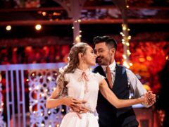 Rose Ayling-Ellis calls dance partner ‘sweaty’ (BBC)