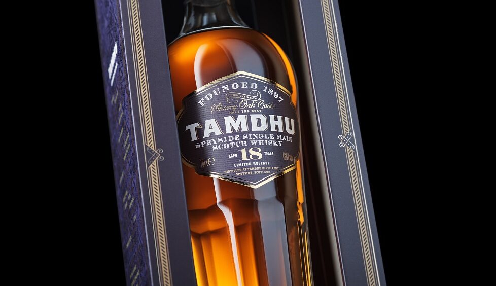 Tamdhu_18YR_Bottle-in-Box-Detail-Land_150dpi-2nusxwm7w-978x564.jpg
