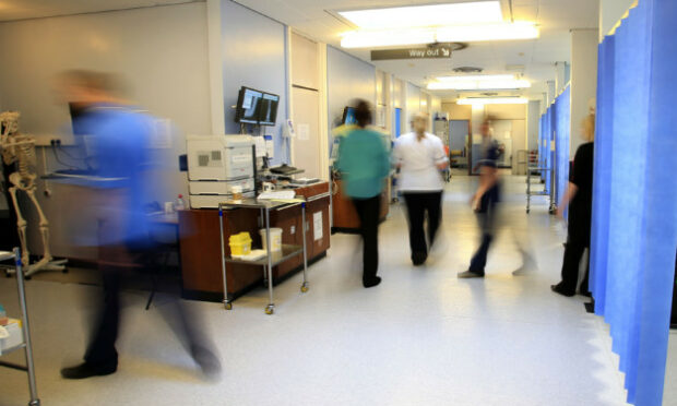 NHS Staff have been offered a pay rise of 5%.