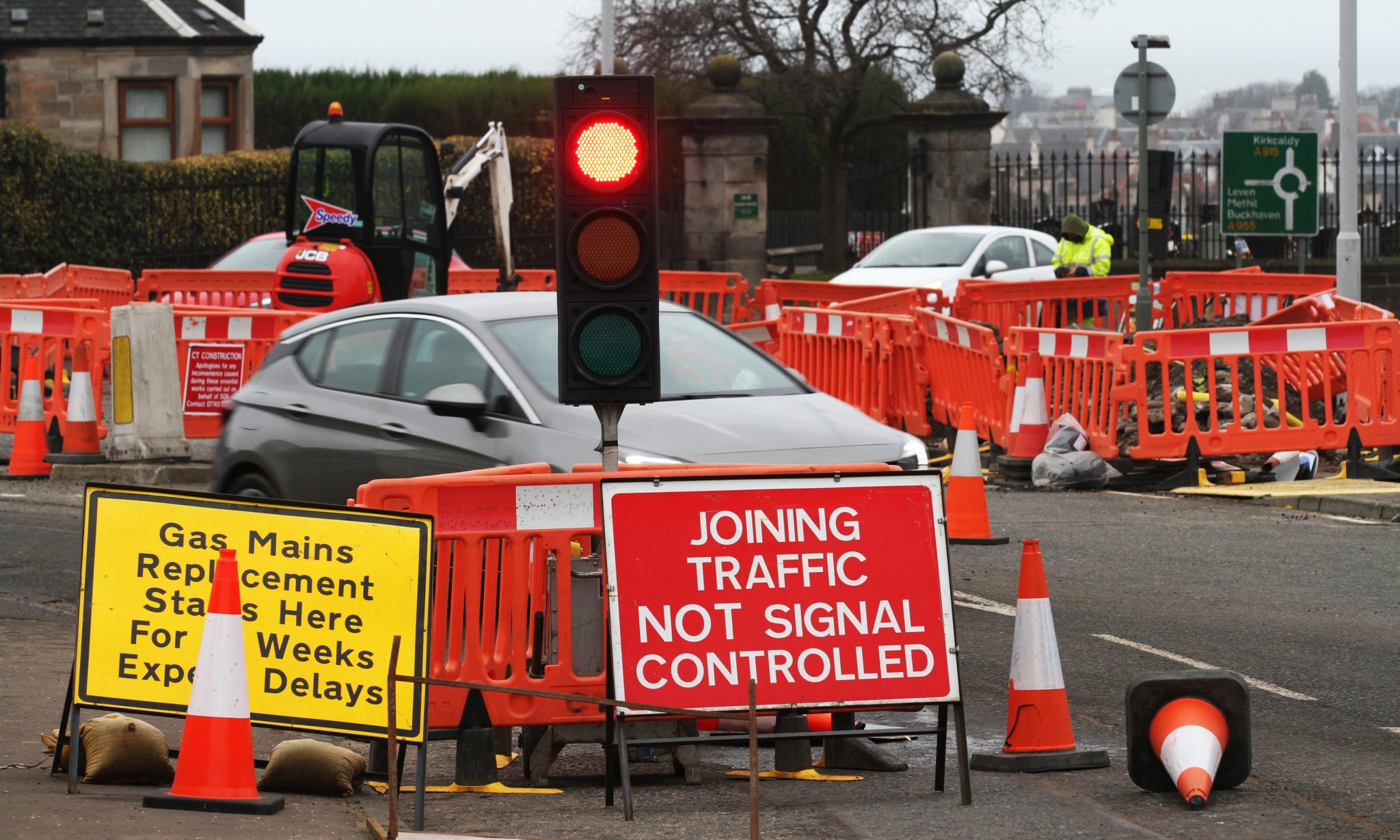 Leven drivers and bus passengers face roadworks disruption