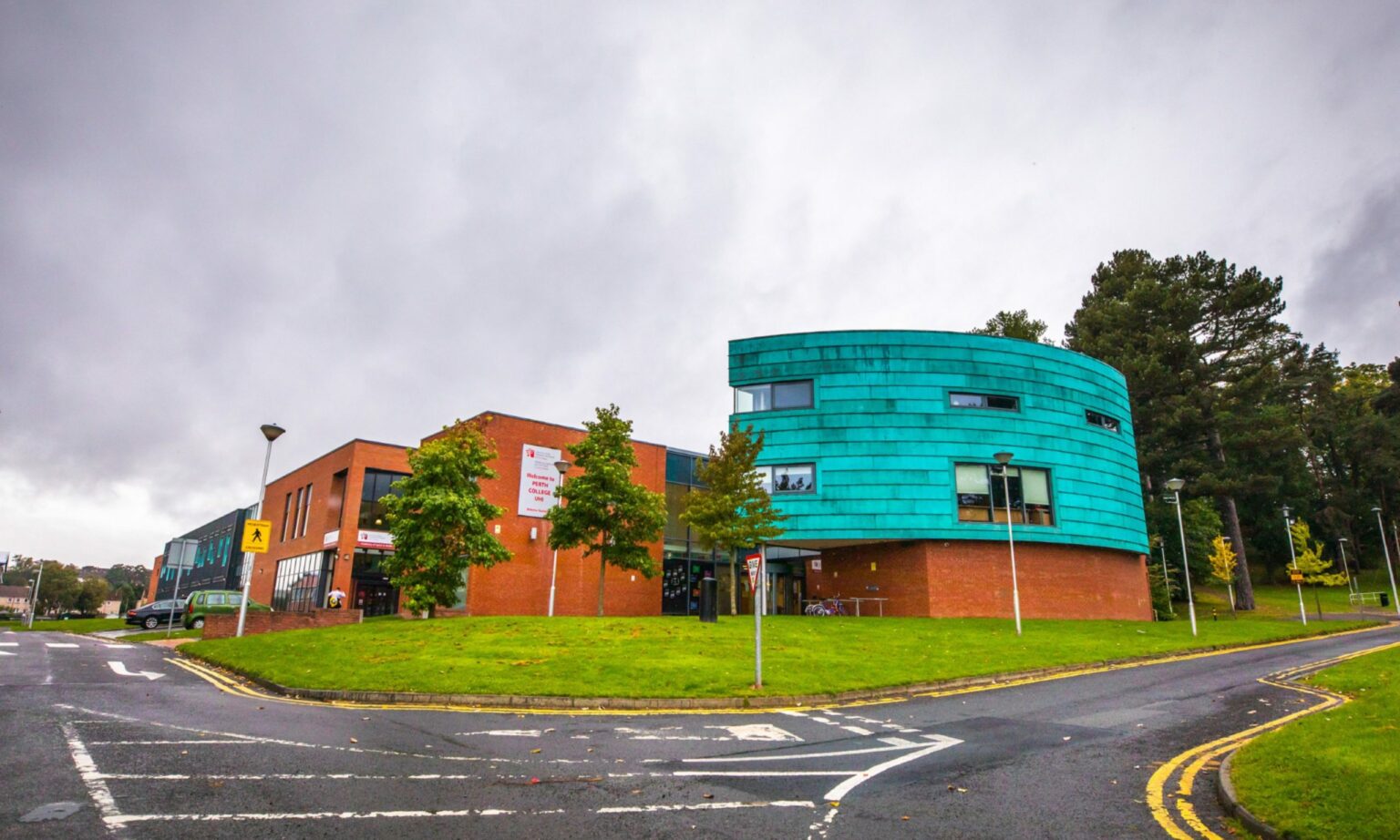 Union Perth Unions call for resignation of UHI Perth principal over redundancies