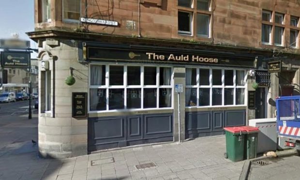 The Auld Hoose pub in Perth